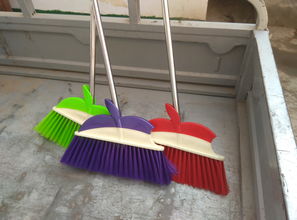 优质家居日用品全方位解析 厂家直销软毛扫帚与不锈钢扫把